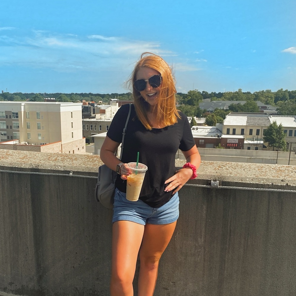 Meet your Posher, Savannah